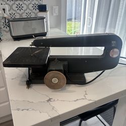 Dremel Moto-Shop Model 57-2 Scroll Saw and sander
