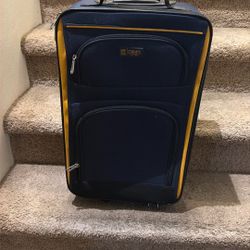 Chaps Carryon With Bag 