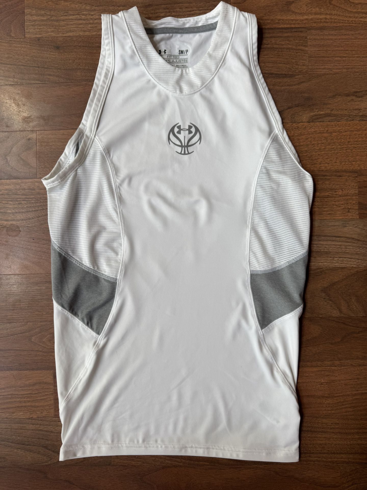 Under Armour Fitted Tank Top Mens SML Heatgear Sleeveless White Grey Basketball