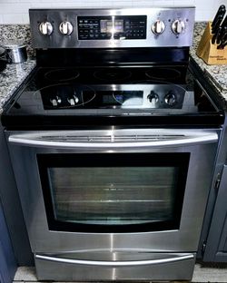 ​High-End Samsung 30" Flex Duo Stainless Steel Range – 2-in-1 Smart System Double Oven
