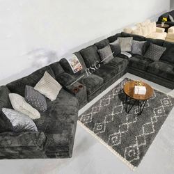 I’m Jon Green, Wayne’s Home Sales Representative🌟 Jackson Mammoth Steel Frame Comfort Coill Sectional Couch Set 🌟 Take Home Pay Later 