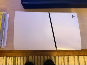 PS5 Digital Edition + 2 Controllers + Controller Charging Stand