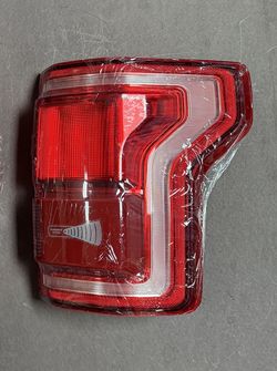 RH LED Tail Light Assembly 2015 2016 2017 Ford F150 F-150 w/Blind Spot brake lamp right Side