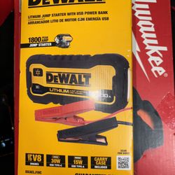 Dewalt 1800a Vehicle Jump Starter And Power bank