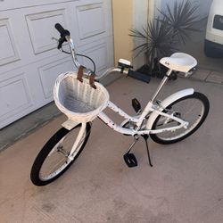 kids bike with basket