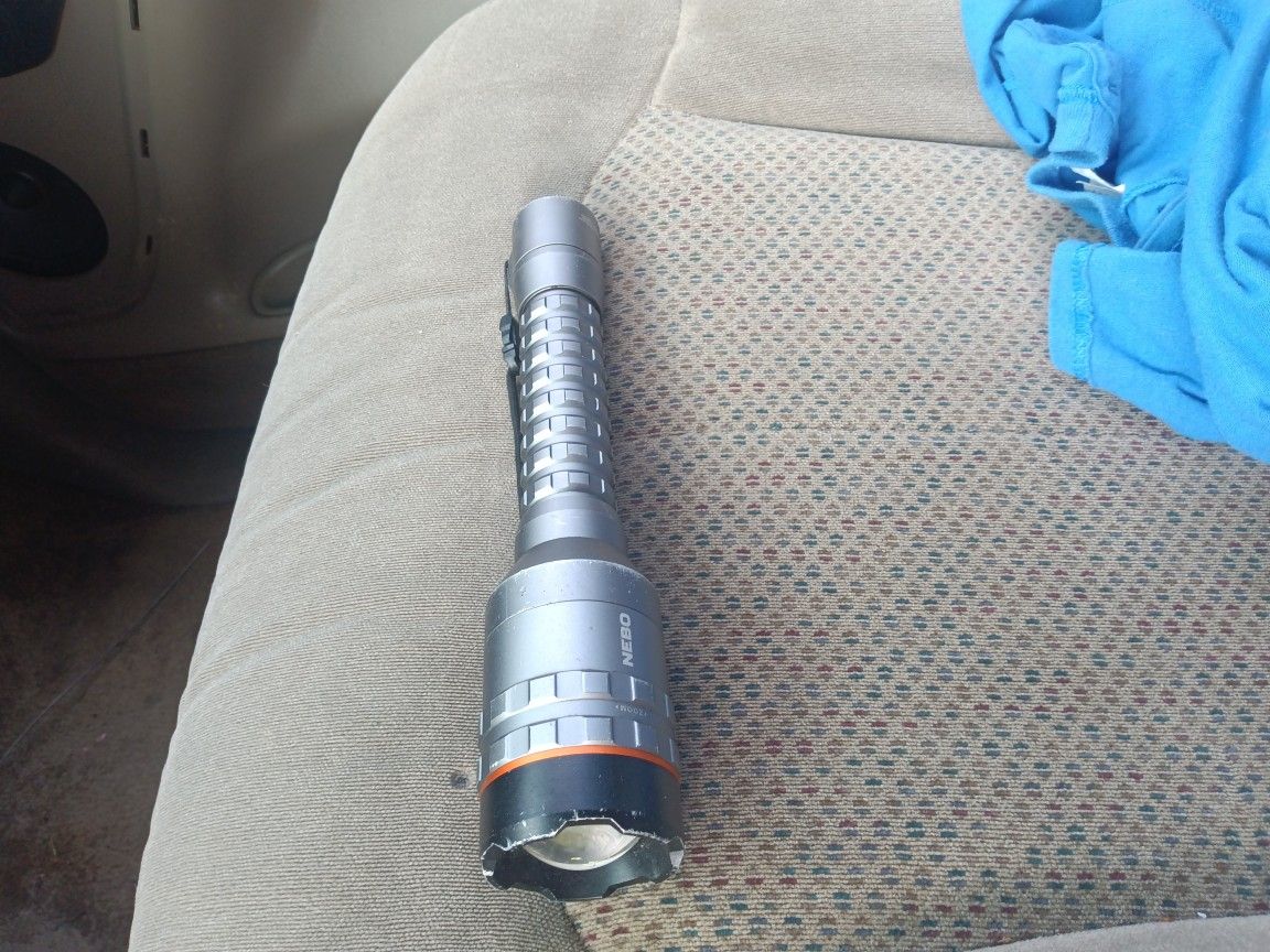 Nebo 5000 Lumen Rechargeable Type C 3hr Run Time