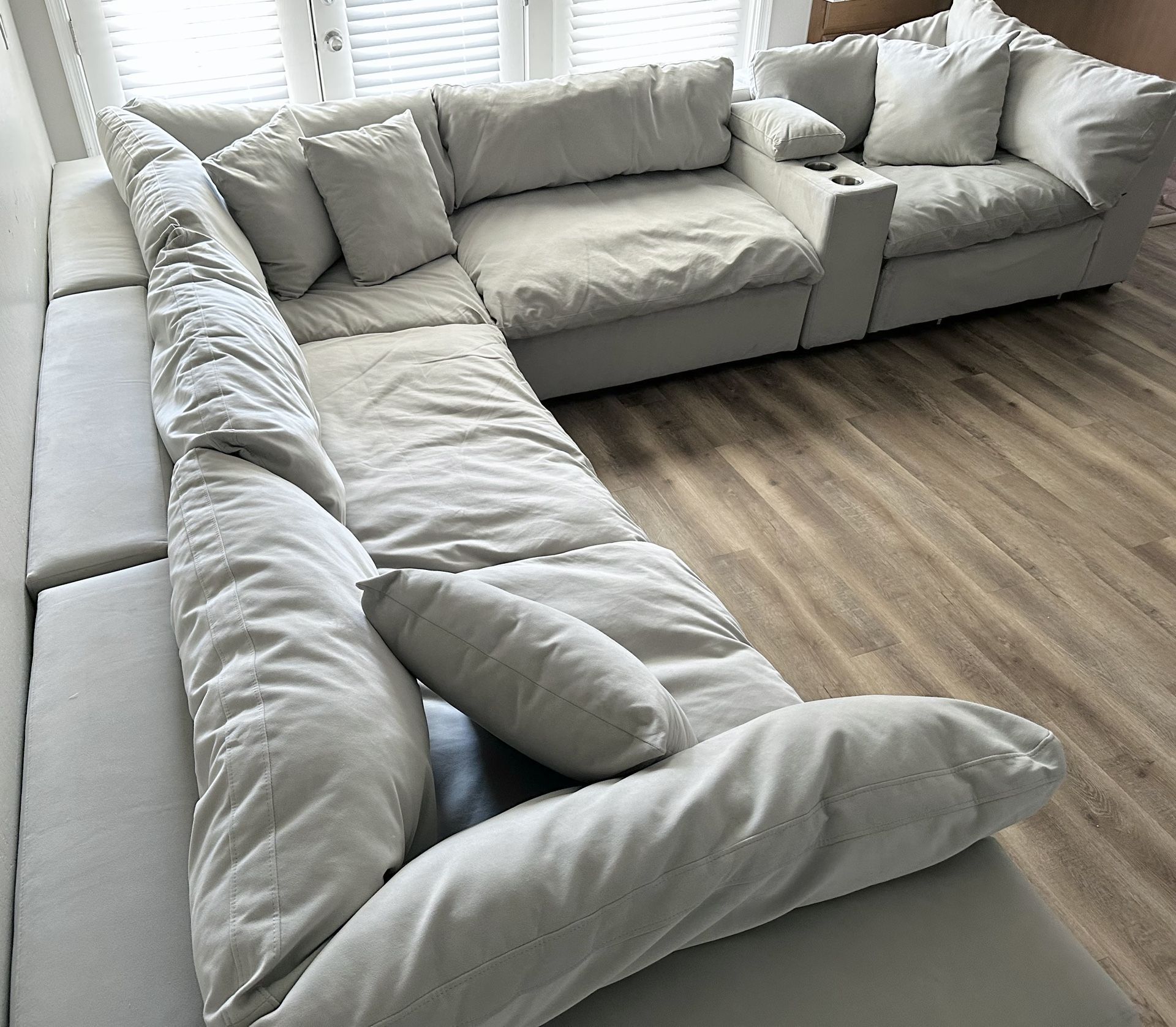 Jackson Furniture Posh “Cloud Couch” Sectional w/ Storage Console, Dove Gray LiveSmart Performance Fabric