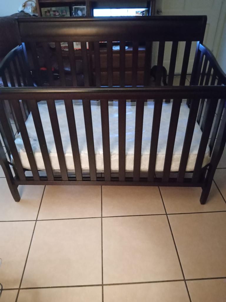 Wood Baby Crib!bargain