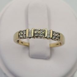 14k Gold Diamond Wedding Band