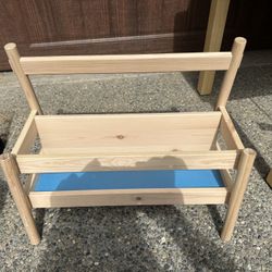 Children’s Floor Bookshelf