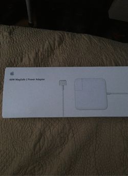 Apple 60w MagSafe 2 power adapter for MacBook