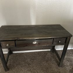 Work Desk 