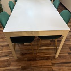 Dining Table With Chairs 