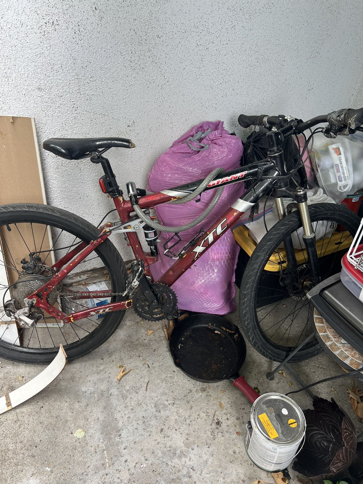 Giant XTC SE Mountain Bike