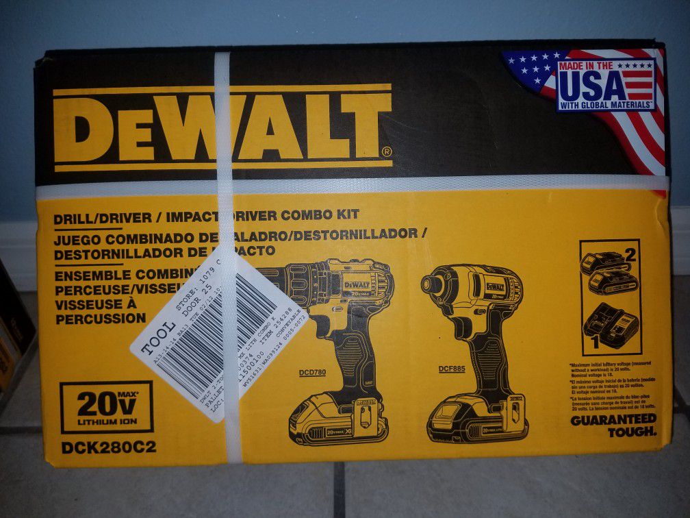 BRAND NEW DEWALT 2-Tool 20-Volt Max Power Tool Combo Kit with Soft Case (Charger Included and 2-Batteries Included)