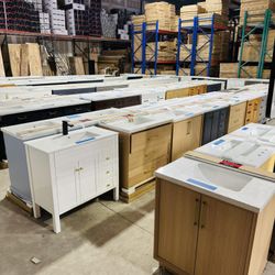 ‼️BATHROOM VANITIES UP TO 60 % OFF Retail Price🤙😉 