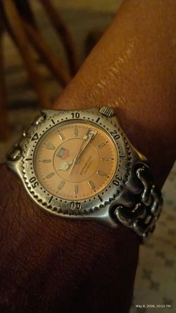 TAG Heuer S/el (Sport/Elegance) Professional  AUTHENTIC and VINTAGE Women's Timepiece Watch Wrist Watch Pink Salmon colored dial face/Stainless Steel 