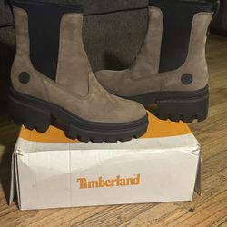 EVERLEIGH MID CHELSEA BOOT MEDIUM BROWN NUBUCK