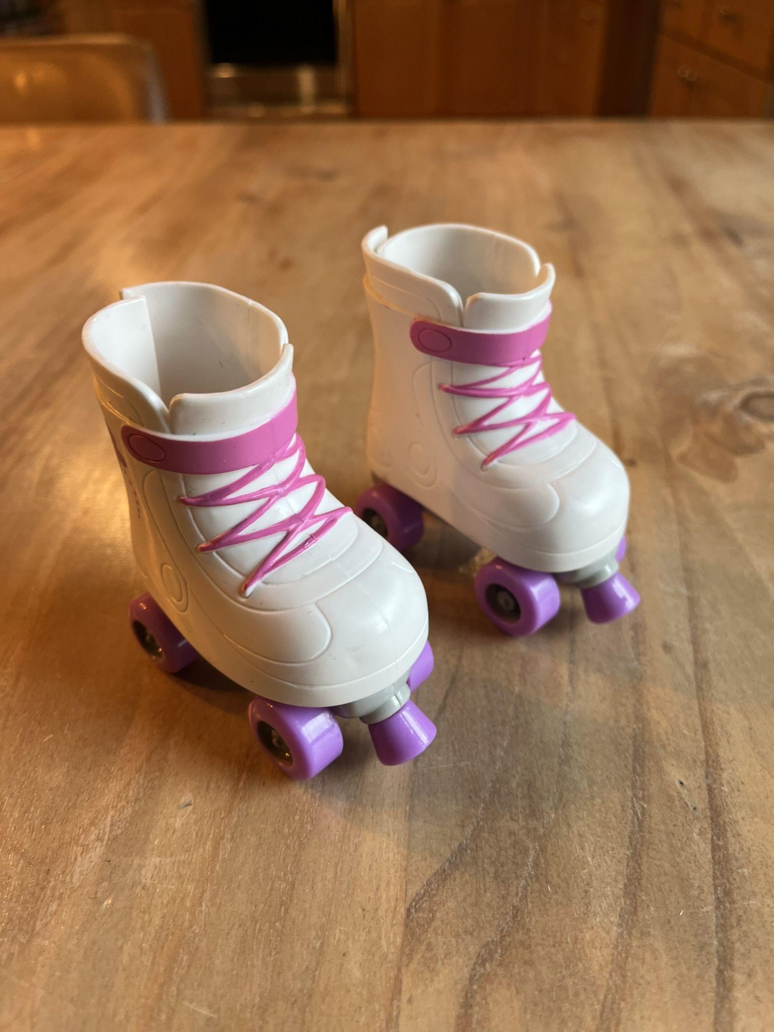 18” Doll Roller Skates