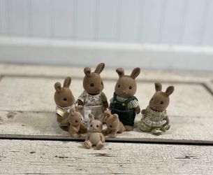 Vintage Sylvanian Families Calico Critters UK Dappledawn Rabbits Family