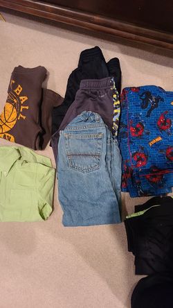 5t clothes in great condition