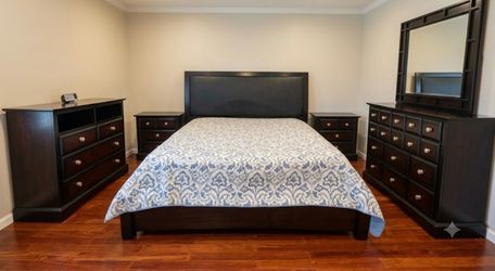 5-Piece California King Bedroom Furniture Set