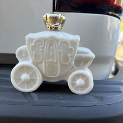 Vintage Avon collectible carriage