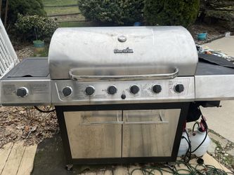 Charbroil Gas Grill