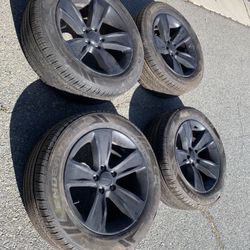 4 — 235/55r18 5x114.3 5x4.5 Stock Dodge Charger Challenger G35 G37 Impala Chrysler 300 Altima Wheels Rims Good 90% Treads Cooper Tires!!!!!!!!!