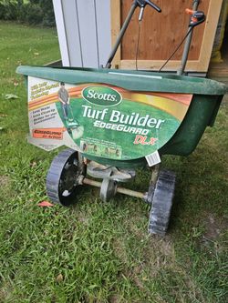 Fertilizer Spreader