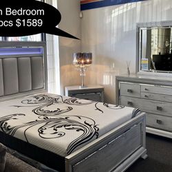 New Beautiful Queen Bedroom Set 4pcs 