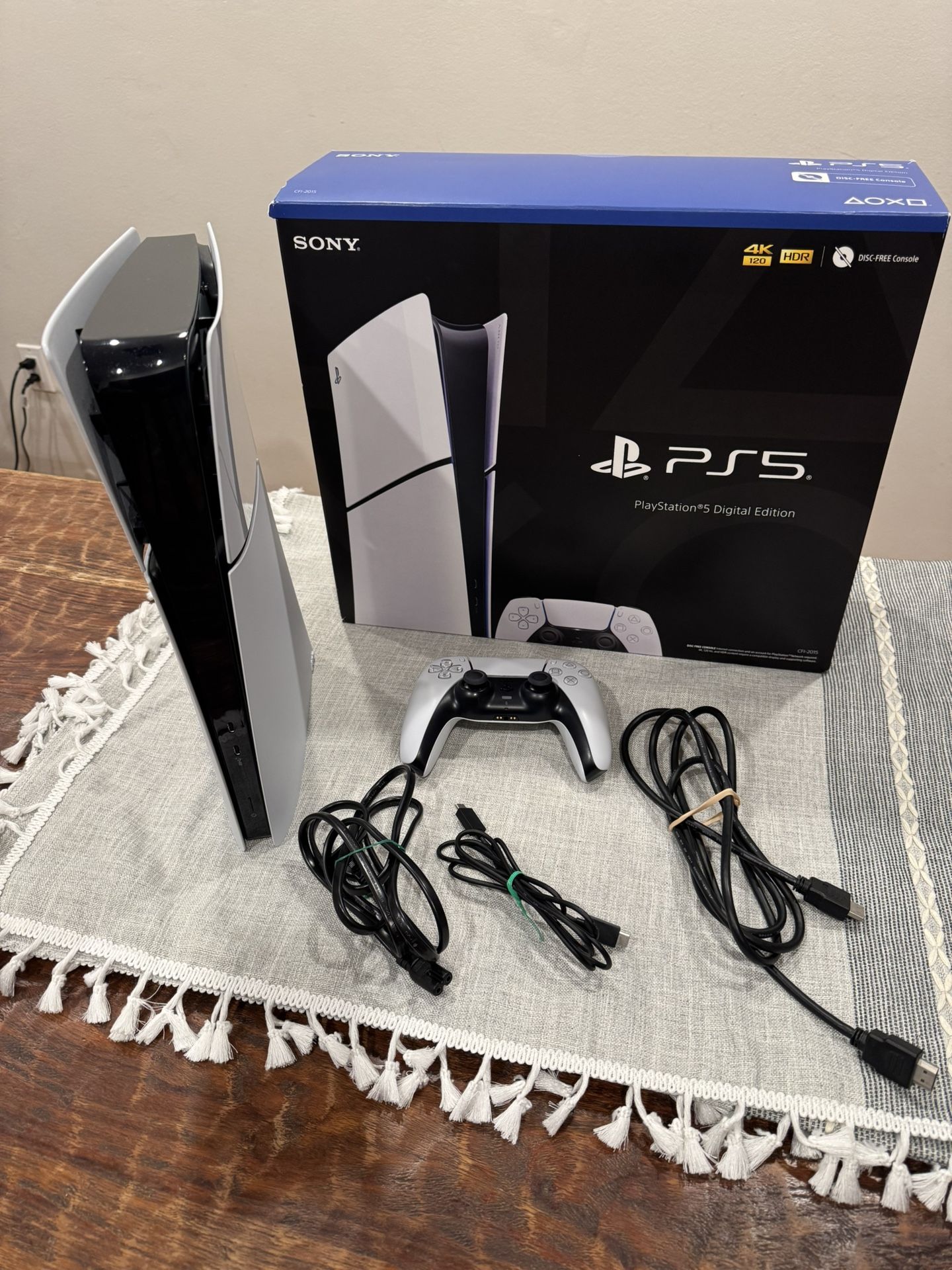Sony PS5 Digital Slim