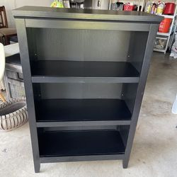 Bookcase or display shelves. Adjustable shelves. About 31”x14”x48”H. Coral Springs near University and Wiles. $30