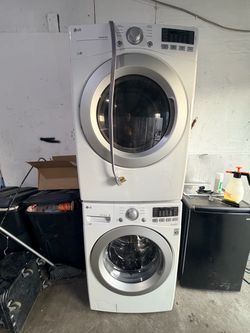 Lg washer and dryer combo stacked 27 "width  electric super capacity gray