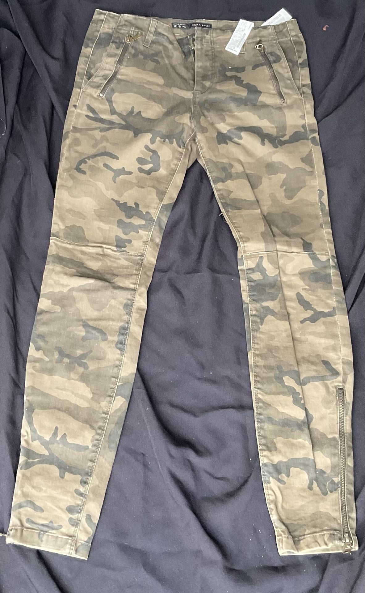 SUPER CUTE ON…ZARA CARGO