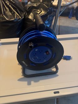 Kobalt Extension Cord Reel with Outlets