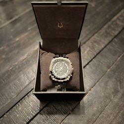 Bulova Precisionist Icon 