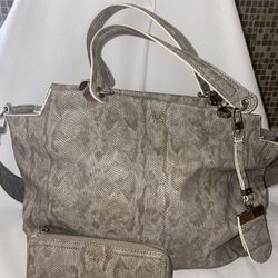 Large Guess Purse With Matching Wallet