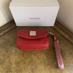 NWT Dooney and Bourke wristlet #1