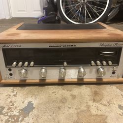 Marantz 2235B Receiver - Walnut Casing 