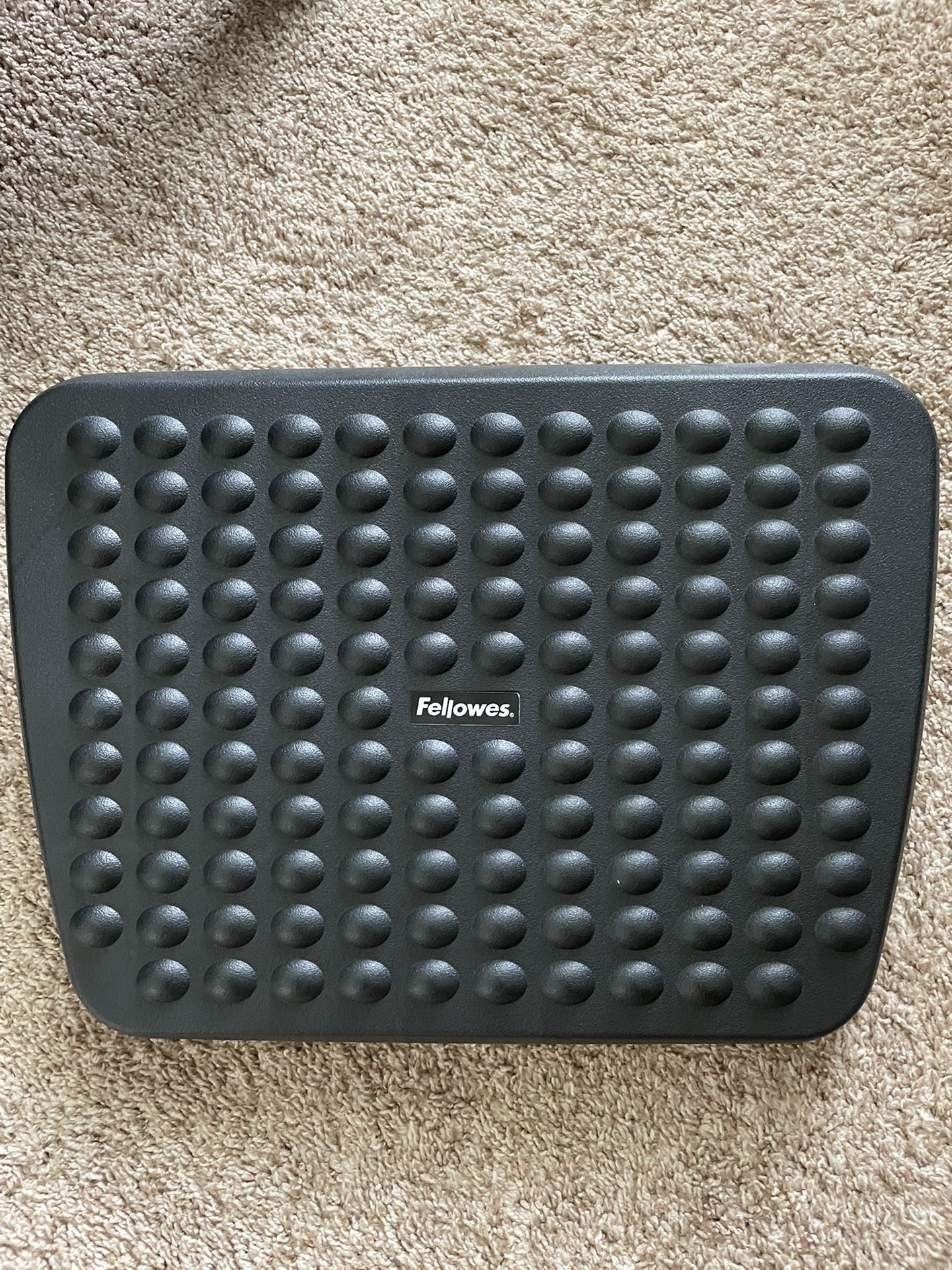 Fellowes Adjustable Footrest