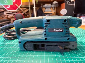 Makita 9910 Belt Sander 3x18 works great