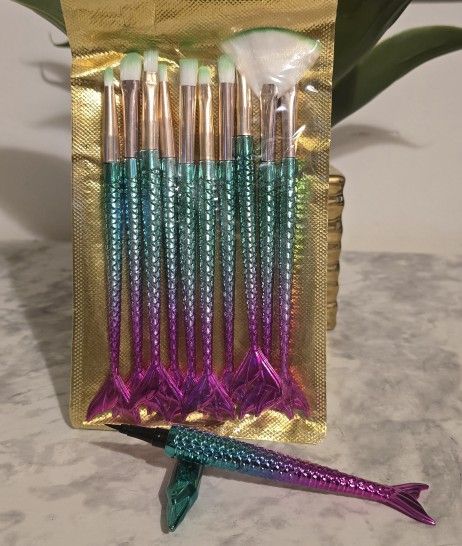 Makeup Brushes