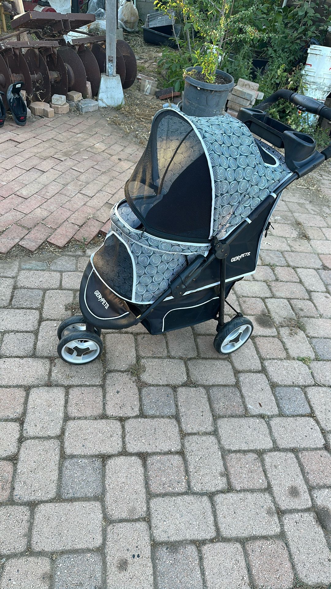 dog stroller
