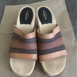 Women’s Sandals 