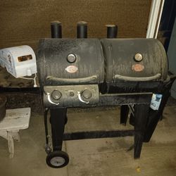 Barbecue/Smoker