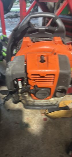 Husqvarna Gas-Powered leaf blower back pack