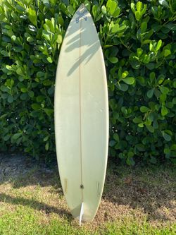 6’ 10” Xanadu surfboard