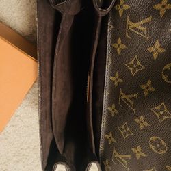   100% Authentic   ❣Louis Vuitton Pochette Metis r❣️New condition  ❣️Complete inclusions with receipt  
