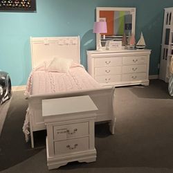 White 4PC Twin Bedroom Set